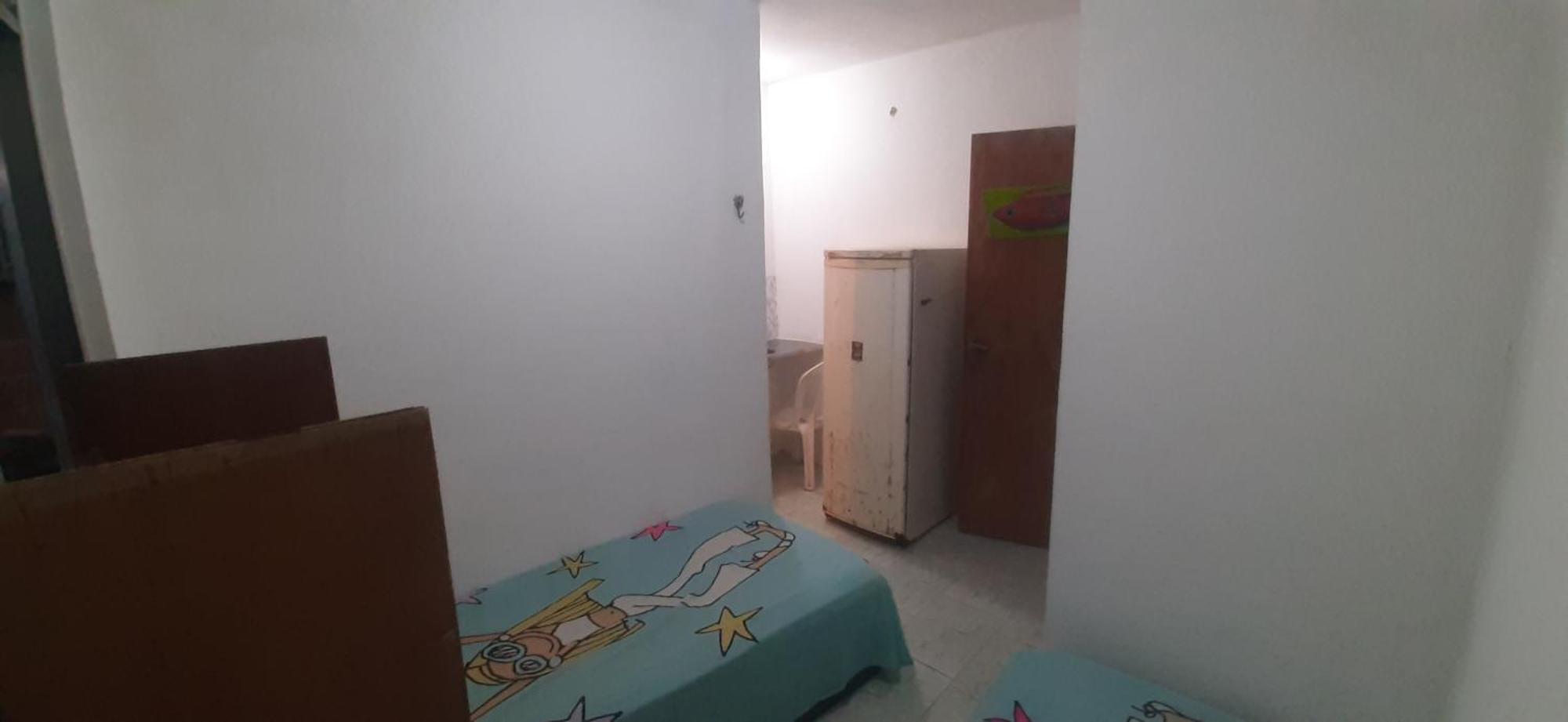Favela Quartos Camas Quitinetes Rapazes Alto Vidigal Camping Rio de Janeiro